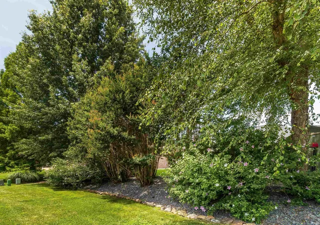 Photo 33 of Manufactured home for sale at 2742 Charlestown Ct, Evansville, IN 47725 | MLS# 202626226 | Listing updated on 2026-09-01