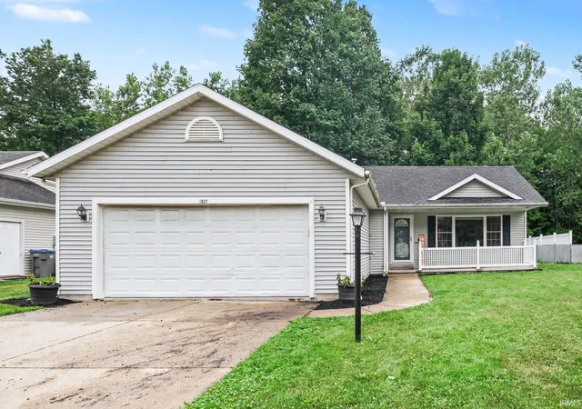 Photo 2 of Manufactured home for sale at 1627 Aspen Dr, Goshen, IN 46526 | MLS# 202632688 | Listing updated on 2026-08-26