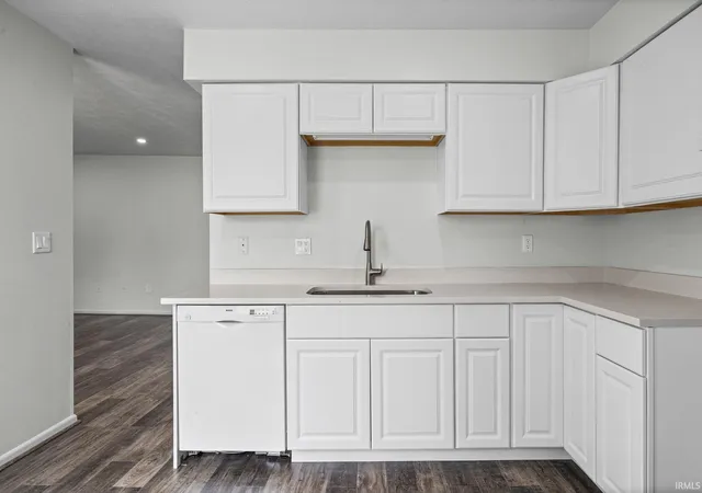 4th image of 2417 State St, Lafayette, IN 47905 | MLS# 202632712