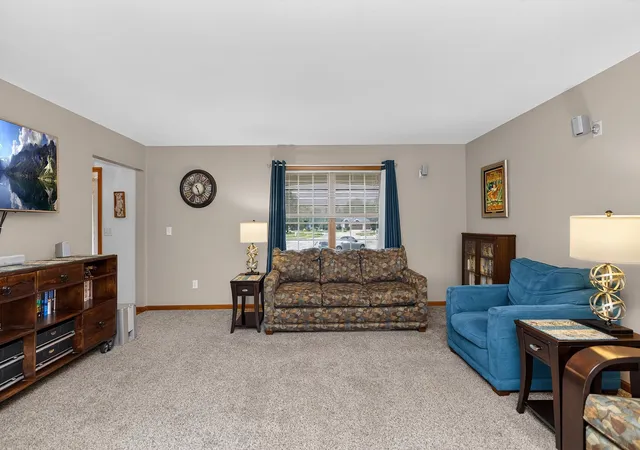 Photo 4 of Manufactured home for sale at 18865 Fillmore Dr, Goshen, IN 46528 | MLS# 202633174 | Listing updated on 2026-09-14