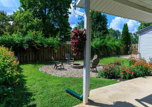 Photo 3 of Sale Pending at 300 E New St, Attica, IN 47918 | MLS# 202633438 | Listing updated on 2026-09-11