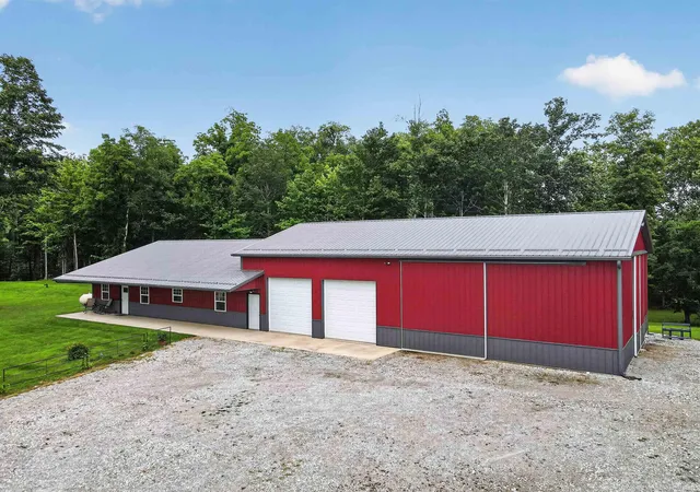 Photo 2 of Sale Pending at 9560 W Chapel Rd, Andrews, IN 46702 | MLS# 202633451 | Listing updated on 2026-09-30