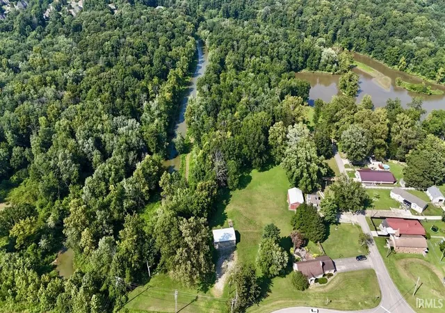 1st image of 6977 Boyer Rd, Newburgh, IN 47630 | MLS# 202633602
