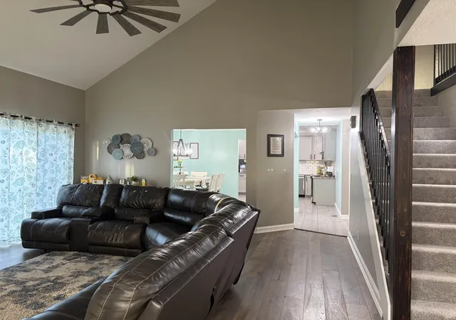 3rd image of 2005 Kerri Lynn Ln, Kokomo, IN 46902 | MLS# 202633812