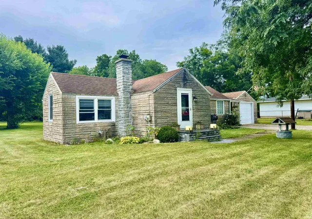 Photo 2 of Sale Pending at 57101 Butternut Rd, South Bend, IN 46619 | MLS# 202635720 | Listing updated on 2026-09-03