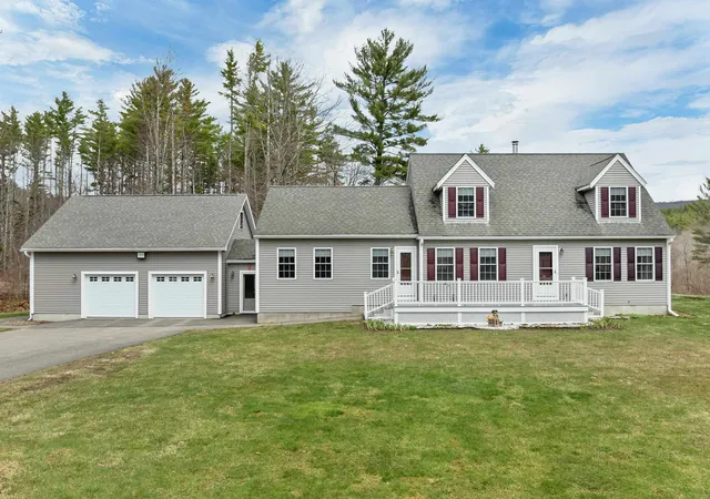 3rd image of 22 Duckworth Rd, Hebron, NH 03241 | MLS# 5084697