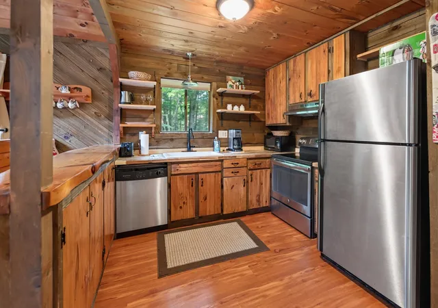 5th image of 48 Upper Highlands Loop, Dover, VT 05356 | MLS# 5088556