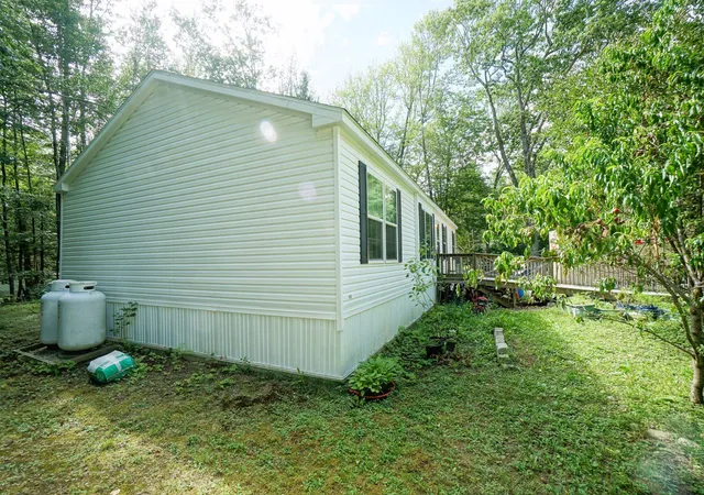 3rd image of 44 Bluebird Ln, Barrington, NH 03825 | MLS# 5103960