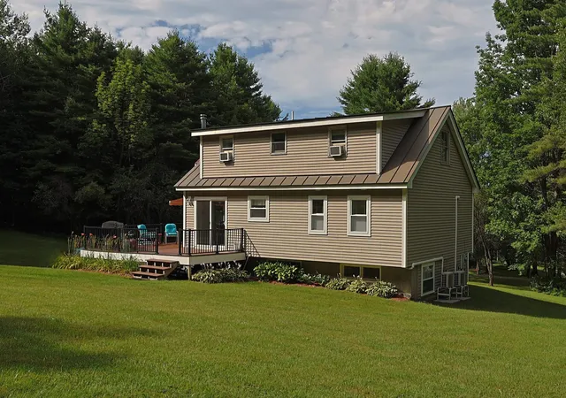 3rd image of 795 Center Of Town Rd, White River Junction, VT 05001 | MLS# 5104025