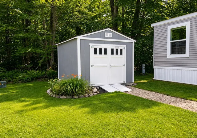 Photo 3 of Sale Pending at 21 Parker Ave, Raymond, NH 03077 | MLS# 5104517 | Listing updated on 2026-09-05