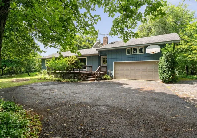 Photo 1 of Sale Pending at 2770 Button Bay Rd, Panton, VT 05491 | MLS# 5104798 | Listing updated on 2026-08-25