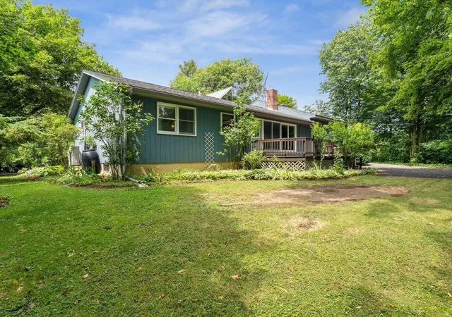 Photo 2 of Sale Pending at 2770 Button Bay Rd, Panton, VT 05491 | MLS# 5104798 | Listing updated on 2026-08-25