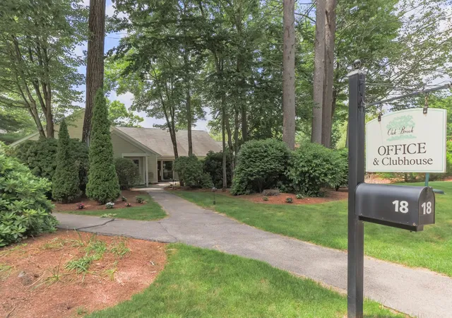 Photo 4 of Sale Pending at 6 Northbrook Dr #609, Manchester, NH 03102 | MLS# 5105169 | Listing updated on 2026-08-19