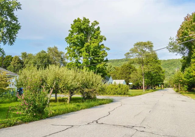 18th image of 17 Brown St, Keene, NH 03431 | MLS# 5105226