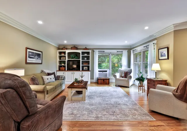 Photo 4 of Single family home for sale at 314 Killington Ave, Rutland, VT 05701 | MLS# 5105246 | Listing updated on 2026-08-31