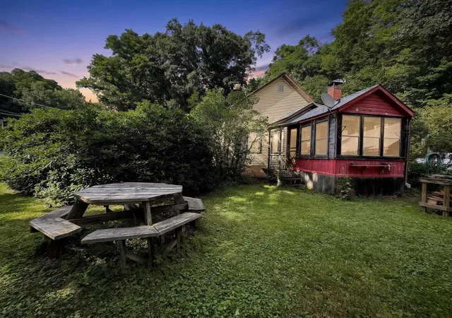 Single family home for sale at 1892 Us Rt 5, Dummerston, VT 05346 | MLS# 5105255