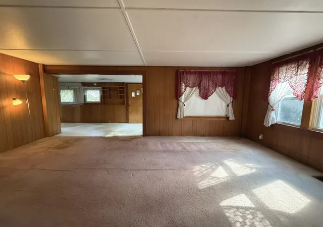 Photo 3 of Single family home for sale at 1892 Us Rt 5, Dummerston, VT 05346 | MLS# 5105255 | Listing updated on 2026-09-14