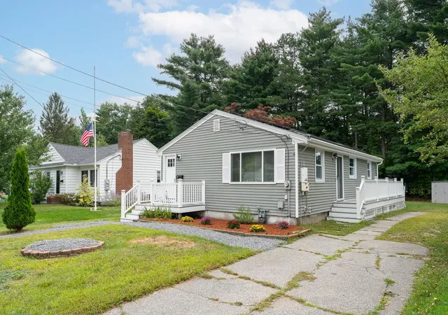Photo 2 of Sale Pending at 12 Hutchinson St, Nashua, NH 03064 | MLS# 5107398 | Listing updated on 2026-09-07