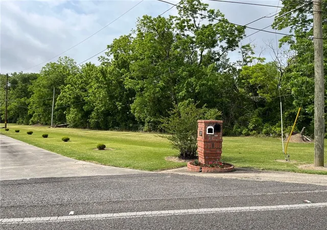 Photo 2 of Land for sale at 0 Hwy 18, Vacherie, LA 70090 | MLS# 2401757 | Listing updated on 2026-08-11