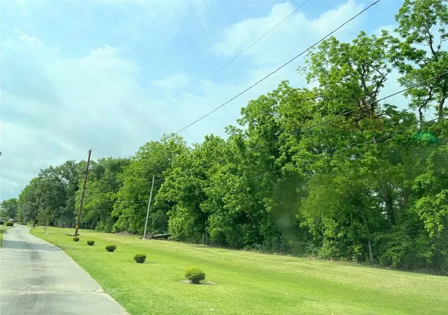 Photo 2 of Land for sale at 0 Hwy 18, Vacherie, LA 70090 | MLS# 2401757 | Listing updated on 2026-08-11