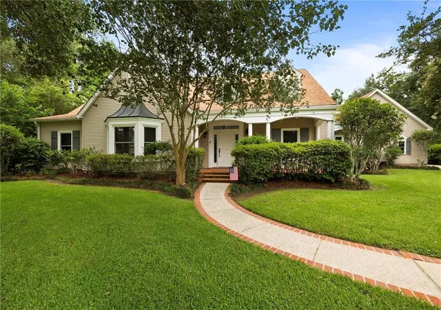 Photo 1 of Single family home for sale at 125 Chamale Dr, Slidell, LA 70460 | MLS# 2453196 | Listing updated on 2026-08-17