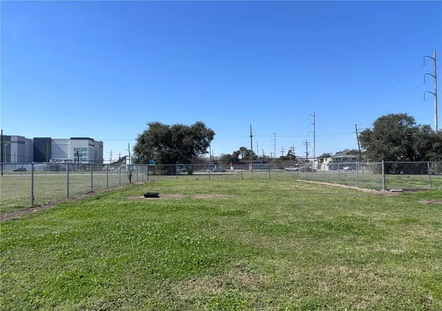Photo 3 of Land for sale at 37841 Marigny St, New Orleans, LA 70122 | MLS# 2467398 | Listing updated on 2026-08-26