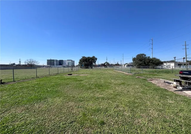 Photo 4 of Land for sale at 37841 Marigny St, New Orleans, LA 70122 | MLS# 2467398 | Listing updated on 2026-08-26