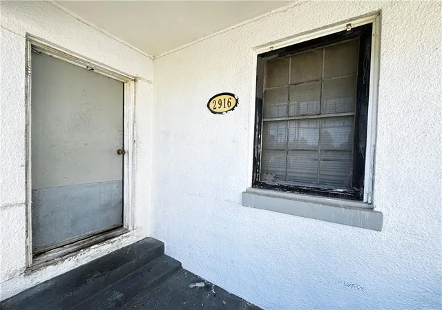 Photo 2 of Single family home for sale at 2916 College Ct, New Orleans, LA 70125 | MLS# 2479841 | Listing updated on 2026-08-15