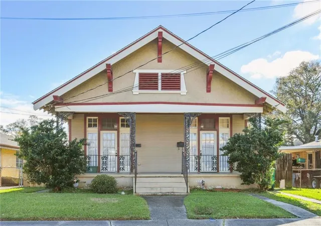 1st image of 1316 18 Friedrichs St, Gretna, LA 70053 | MLS# 2482831