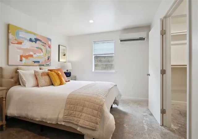 Listing Photo 5 - Condo for sale in building located at 3135 Dauphine St, New Orleans, LA 70117