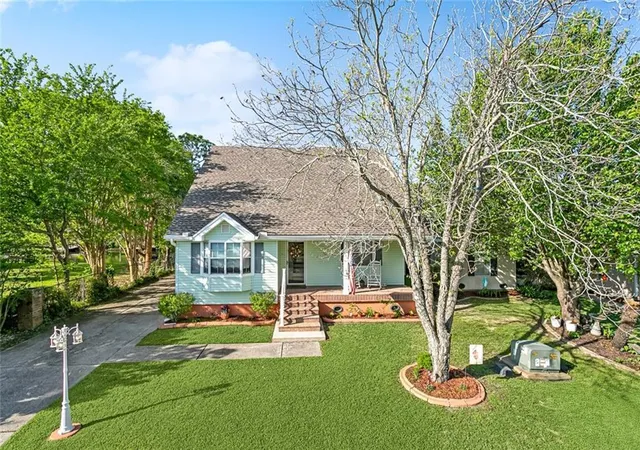 3rd image of 141 Eden Isles Blvd, Slidell, LA 70458 | MLS# 2496270