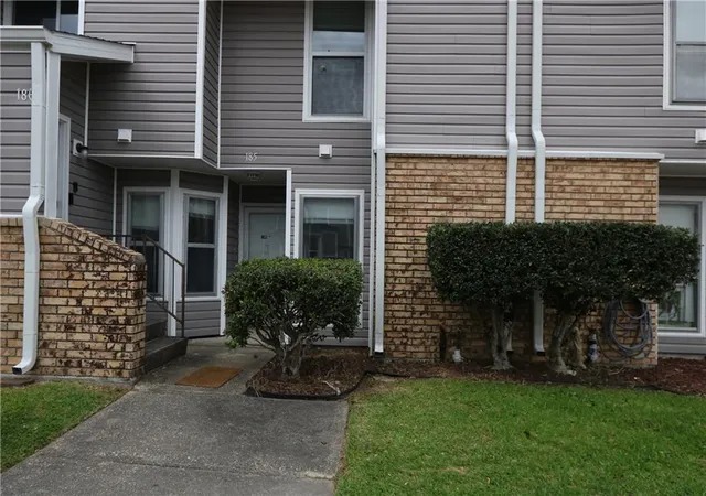 4th image of 185 Avant Garde Cir, Kenner, LA 70065