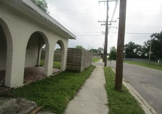5th image of 4701 Marais St, New Orleans, LA 70117 | MLS# 2500792