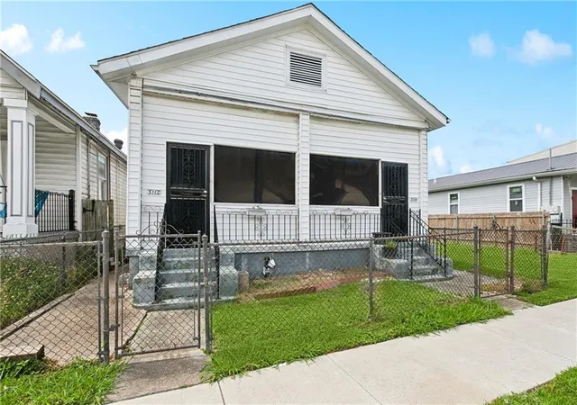 Photo 1 of Single family home for sale at 3114 Audubon St, New Orleans, LA 70125 | MLS# 2502727 | Listing updated on 2026-08-18