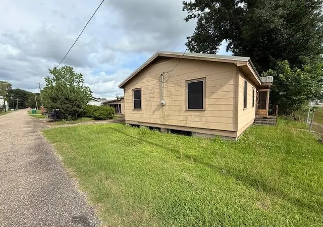Photo 2 of Single family home for sale at 624 Garyville Northern St, Garyville, LA 70051 | MLS# 2506188 | Listing updated on 2026-08-25