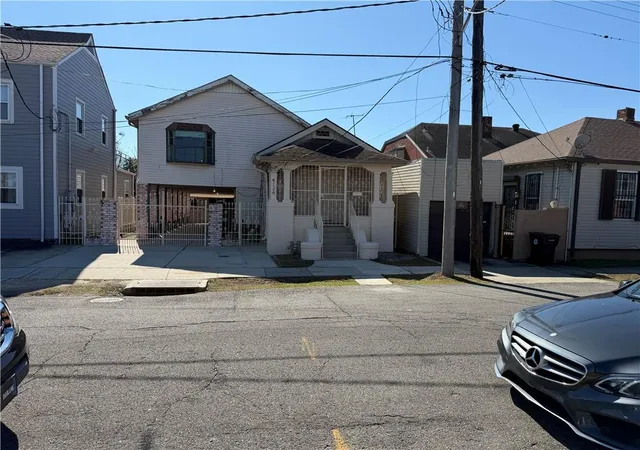 Photo 3 of Single family home for sale at 4124 Eve St, New Orleans, LA 70125 | MLS# 2507316 | Listing updated on 2026-08-18