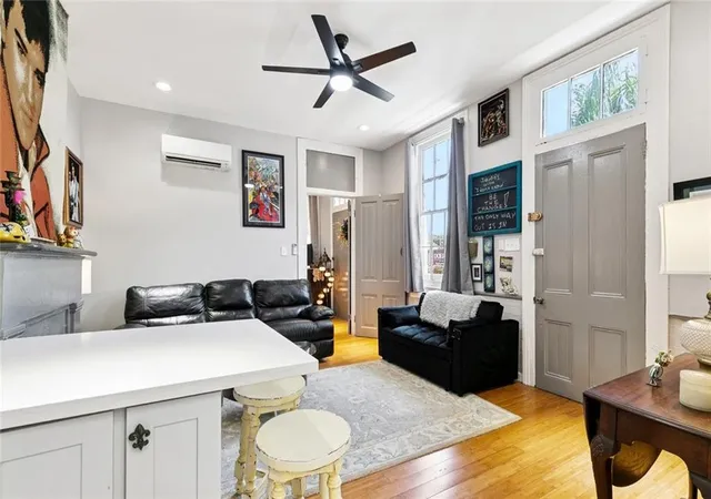 Photo 3 of Condo for sale at 922 Elysian Flds Ave #B, New Orleans, LA 70117 | MLS# 2508489 | Listing updated on 2026-08-16