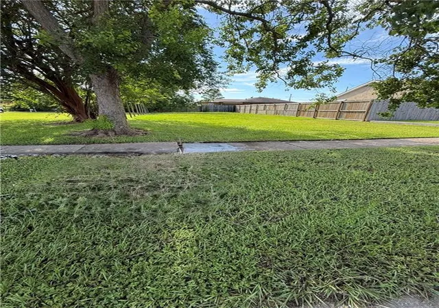 Photo 3 of Land for sale at 308 Chalmette Ave, Chalmette, LA 70043 | MLS# 2510873 | Listing updated on 2026-08-07