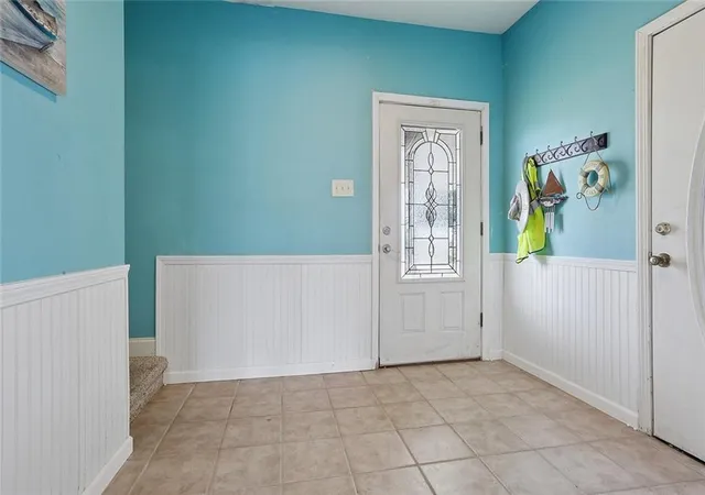 Photo 4 of Townhouse for sale at 266 Lakeview Dr #B, Slidell, LA 70458 | MLS# 2513181 | Listing updated on 2026-09-24