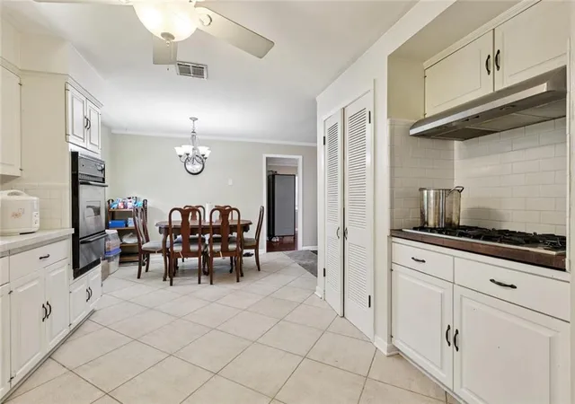 Photo 3 of Single family home for sale at 1129 Papworth Ave, Metairie, LA 70005 | MLS# 2516305 | Listing updated on 2026-08-23