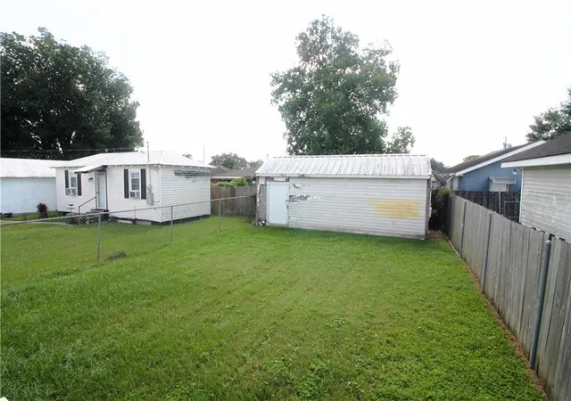 Photo 3 of Single family home for sale at 941 Avenue A Avenue, Westwego, LA 70094 | MLS# 2517362 | Listing updated on 2026-08-20