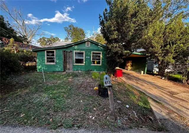 Photo 2 of Single family home for sale at 813 S Olive St, Hammond, LA 70403 | MLS# 2524009 | Listing updated on 2026-08-17