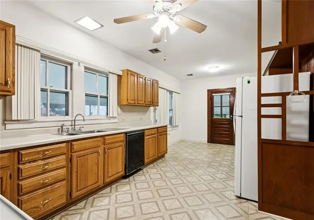 Photo 3 of Single family home for sale at 15733 River Road Road, Hahnville, LA 70057 | MLS# 2522093 | Listing updated on 2026-08-06