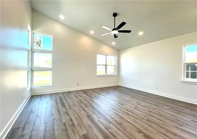 Photo 2 of Single family home for sale at 2809 Live Oak Dr, Terrytown, LA 70056 | MLS# 2525185 | Listing updated on 2026-08-17