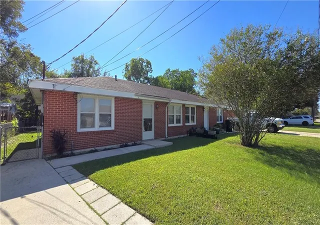 Photo 1 of Multi family home for sale at 103 (a & B) Live Oak Dr, Belle Chasse, LA 70037 | MLS# 2526301 | Listing updated on 2026-08-10