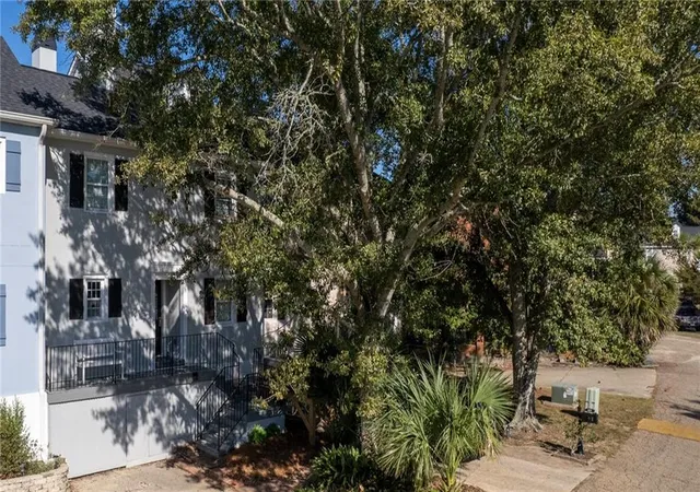 Photo 3 of Townhouse for sale at 8 Pl Lafitte St #8, Madisonville, LA 70447 | MLS# 2526974 | Listing updated on 2026-08-20