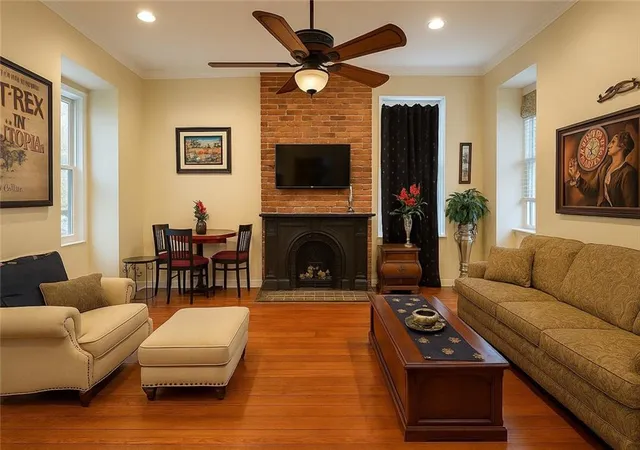Listing Photo 4 - Condo for sale in building located at 1061 Camp St, New Orleans, LA 70130 - Unit #E