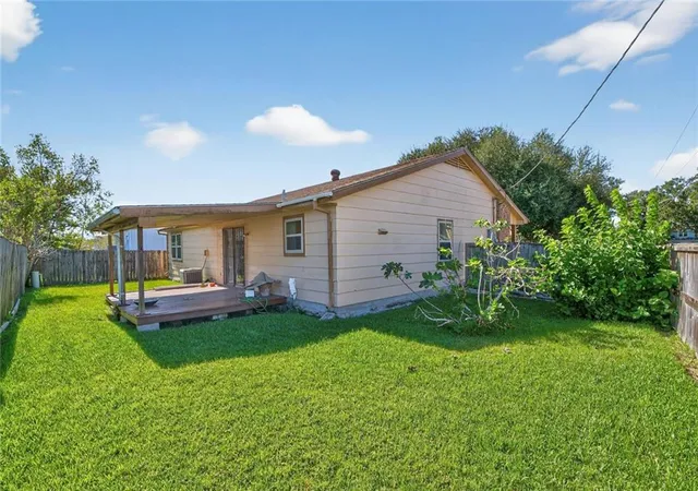 Photo 3 of Single family home for sale at 3101 Primwood Dr, Harvey, LA 70058 | MLS# 2529015 | Listing updated on 2026-08-17