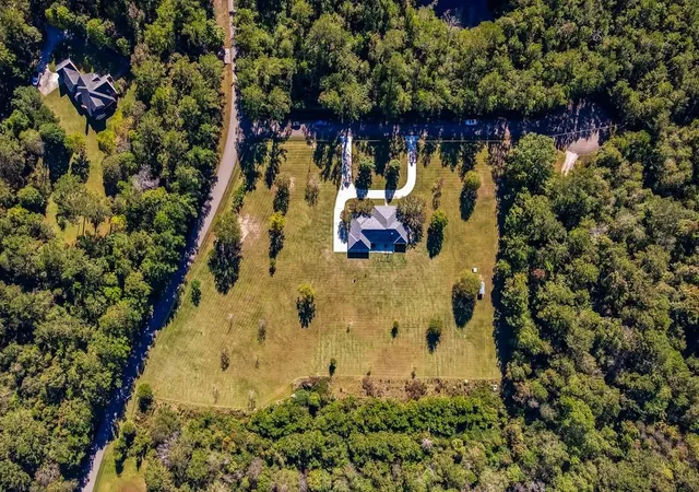 Photo 1 of Single family home for sale at 102 Secretariat Ct, Bush, LA 70431 | MLS# 2529283 | Listing updated on 2026-08-20