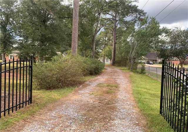 Photo 1 of Single family home for sale at 41267 Yokum Rd, Ponchatoula, LA 70454 | MLS# 2530269 | Listing updated on 2026-08-10